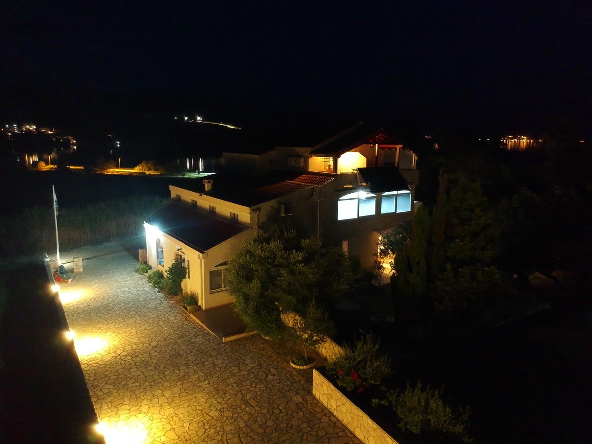 Apartments Dinko Novalja Dış mekan fotoğraf