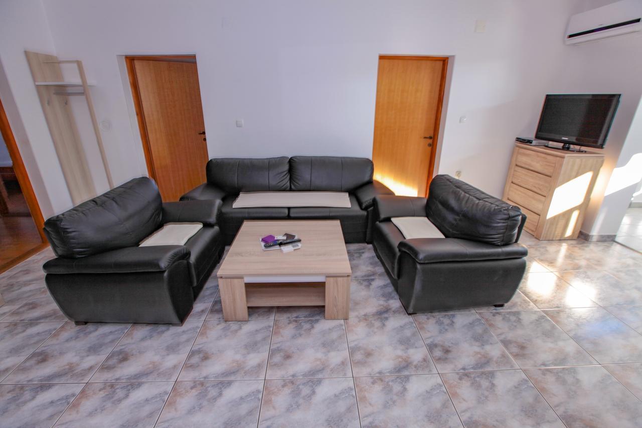 Apartments Dinko Novalja Dış mekan fotoğraf